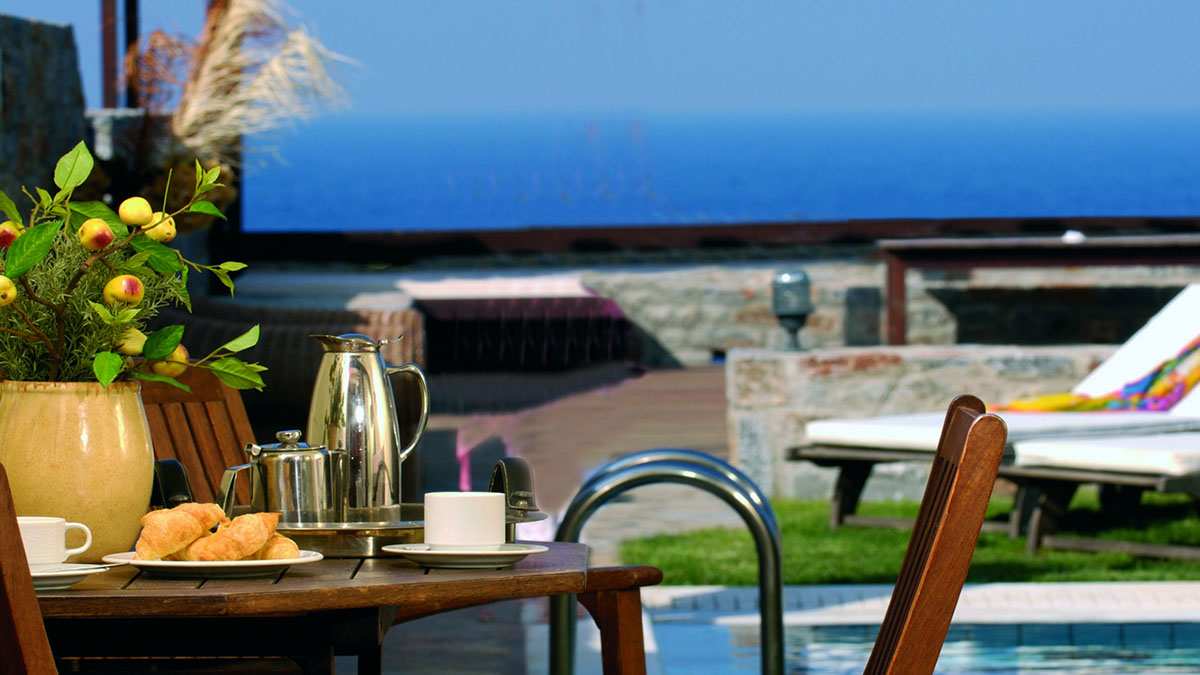 Superior Swim Up Sea View, Private Cabana